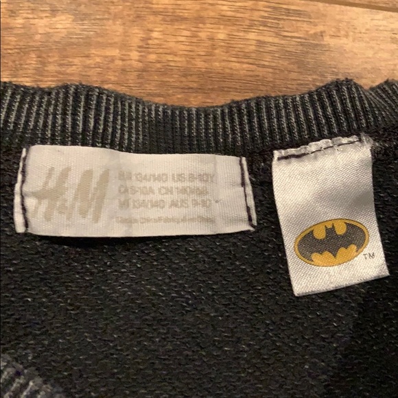 H&M Batman crew neck sweater - Picture 3 of 5
